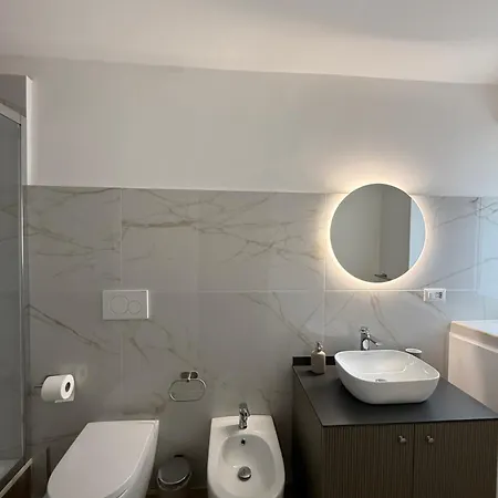 Umbrella House * Katania